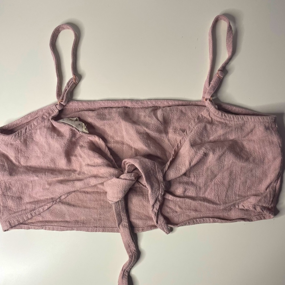 L.A Hearts Tie-Up Strapped Crop Top: Pink